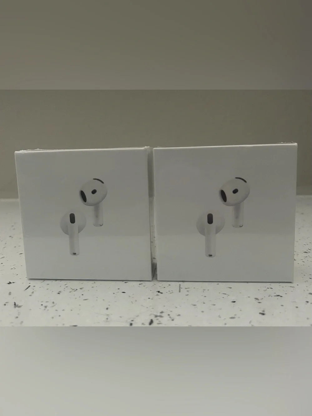 AirPod 4